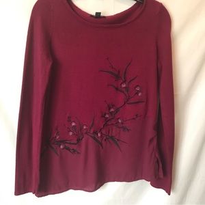 Le Chateau Burgundy Asymmetric Sweater With Embroidery & Chiffon Hem Size Small